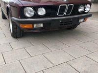 Gebraucht BMW 528 Performance 184 PS (135 kW) 1983 Rot Limousine