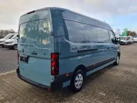 Nowe Renault Master 2025 Niebieski Minivan