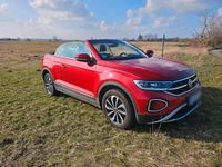 Gebraucht VW T-Roc Cabriolet 110 PS (80 kW) 2023 Rot Cabrio
