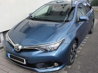 Gebraucht Toyota Auris Edition 111 PS (81 kW) 2016 Blau Kombi