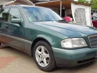 Gebraucht Mercedes C180 Elegance 122 PS (89 kW) 1993 Grün Limousine