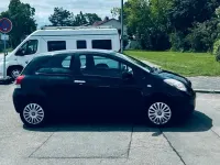 Gebraucht Toyota Yaris 69 PS (50 kW) 2011 Schwarz Kleinwagen