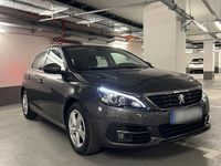 Gebraucht Peugeot 308 131 PS (96 kW) 2021 Grau Kombi