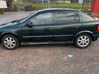 Gebraucht Opel Astra 75 PS (55 kW) 2002 Grün Kleinwagen