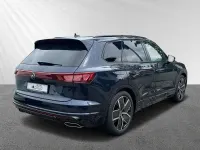 Gebraucht VW Touareg IQ Drive 286 PS (210 kW) 2024 Blau SUV