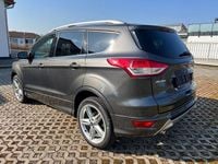 Gebraucht Ford Kuga Titanium 179 PS (131 kW) 2016 Grau SUV
