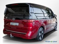Gebraucht VW Multivan Life 150 PS (110 kW) 2025 Rot (deep black perleffekt/ fortanarot metallic) Van