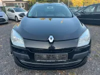 Gebraucht Renault Mégane GrandTour Bose Edition 131 PS (96 kW) 2011 Schwarz Kombi