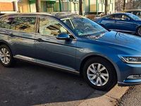 Gebraucht VW Passat 150 PS (110 kW) 2017 Blau Kombi