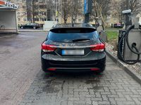 Gebraucht Hyundai i40 136 PS (100 kW) 2013 Schwarz Kombi