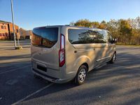 Gebraucht Ford Tourneo Titanium 125 PS (91 kW) 2013 Grau Van / Kleinbus