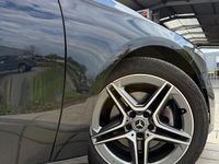 Gebraucht Mercedes A200 AMG line 163 PS (119 kW) 2022 Schwarz Limousine