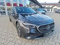Gebraucht Mercedes E200 204 PS (150 kW) 2025 Grau