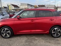 Neu Suzuki Swift Comfort+ 83 PS (61 kW) 2025 Burning red pearl metallic Limousine