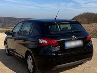 Gebraucht Peugeot 308 Active 82 PS (60 kW) 2013 Schwarz Limousine