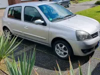 Używany Renault Clio II Campus 75 KM (55 kW) 2007 Srebrny Sedan/Limuzyna
