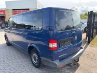Gebraucht VW Caravelle 116 PS (85 kW) 2012 Blau Van