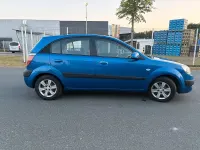 Gebraucht Kia Rio 82 PS (60 kW) 2007 Blau Kleinwagen