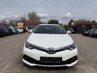 Gebraucht Toyota Auris Cool 99 PS (72 kW) 2015 Super white 2 Limousine