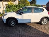 Gebraucht Citroën C3 Feel 83 PS (61 kW) 2018 Weiß Kleinwagen