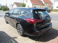 Używany Ford Focus Titanium 125 KM (91 kW) 2023 Czarny Sedan/Limuzyna
