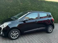 Gebraucht Hyundai i10 Trend 67 PS (49 kW) 2016 Schwarz Kleinwagen