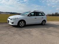 Gebraucht Hyundai i30 108 PS (79 kW) 2009 Weiß Kombi