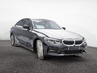 Gebraucht BMW 330 Sport Line 258 PS (189 kW) 2021 Schwarz Limousine