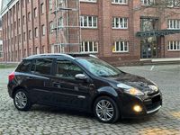 Gebraucht Renault Clio II 106 PS (77 kW) 2011 Schwarz Limousine