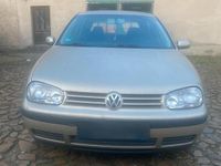 Gebraucht VW Golf IV Edition 105 PS (77 kW) 2001 Gold Kleinwagen