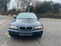 Gebraucht BMW 318 116 PS (85 kW) 2004 Blau Kombi