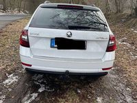 Gebraucht Skoda Octavia Ambition 116 PS (85 kW) 2018 Weiß Kombi