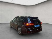 Gebraucht Ford Focus Titanium 125 PS (91 kW) 2024 Schwarz Kombi