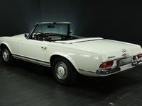 Gebraucht Mercedes 230 150 PS (110 kW) 1967 Weiß Cabrio