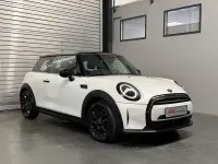 Gebraucht Mini Cooper Classic 136 PS (100 kW) 2023 Weiß Kleinwagen