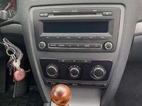 Gebraucht Skoda Octavia Classic 102 PS (75 kW) 2011 Grau Kombi