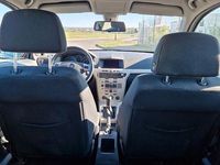 Gebraucht Opel Astra Catch Me 116 PS (85 kW) 2007 Silber Limousine