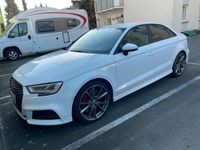 gebraucht Audi S3 8V Limousine ohne OPF, Service & HU NEU 8-fach bereift