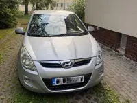 Gebraucht Hyundai i20 Edition 77 PS (56 kW) 2010 Silber Kleinwagen