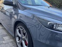 Gebraucht Ford Focus ST-Line 185 PS (136 kW) 2015 Grau Kombi