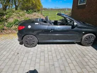 Gebraucht Peugeot 206 CC 109 PS (80 kW) 2006 Schwarz Cabrio