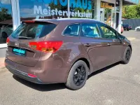 Gebraucht Kia Ceed Sportswagon Edition 7 135 PS (99 kW) 2013 Matrix brown Kombi