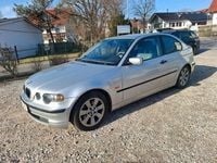 Gebraucht BMW 318 143 PS (105 kW) 2001 Silber