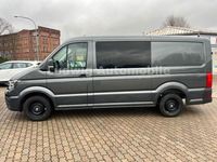 Gebraucht VW Crafter Trendline 140 PS (102 kW) 2022 Grau Van