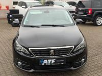 Gebraucht Peugeot 308 SW Allure 131 PS (96 kW) 2018 Orange Kombi