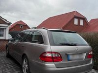 Gebraucht Mercedes E200 163 PS (119 kW) 2004 Silber Kombi