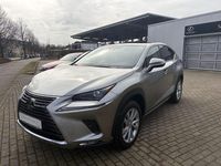 Gebraucht Lexus NX300h E-FOUR 197 PS (144 kW) 2020 Silber SUV