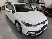 Gebraucht VW Golf VIII Active 131 PS (96 kW) 2023 Weiß Limousine