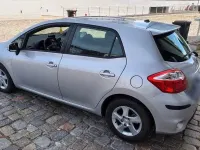 Gebraucht Toyota Auris Hybrid 136 PS (100 kW) 2012 Silber Kleinwagen