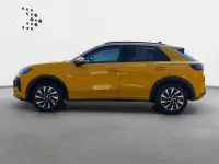 Gebraucht VW T-Roc Cabriolet Life 116 PS (85 kW) 2025 Canary yellow SUV